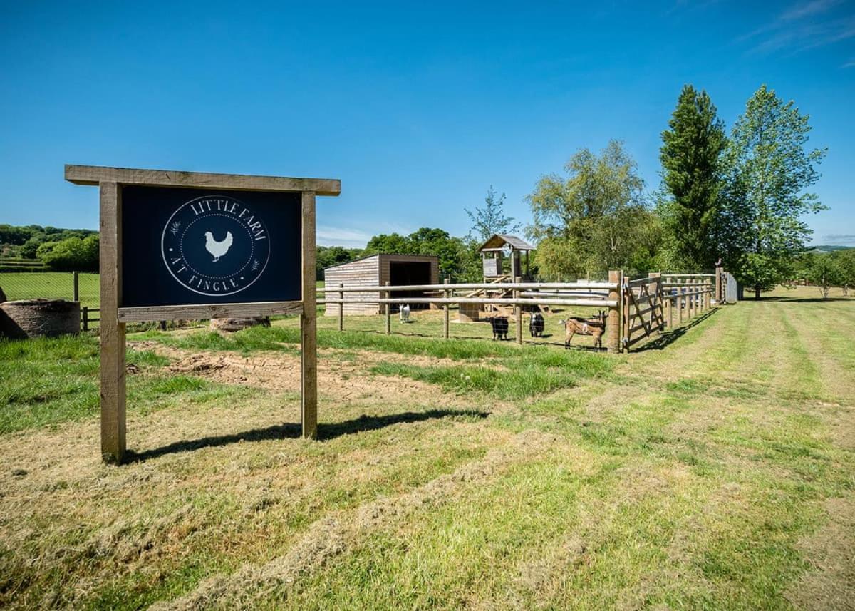 Fingle Glen Lodges Whitestone Екстер'єр фото